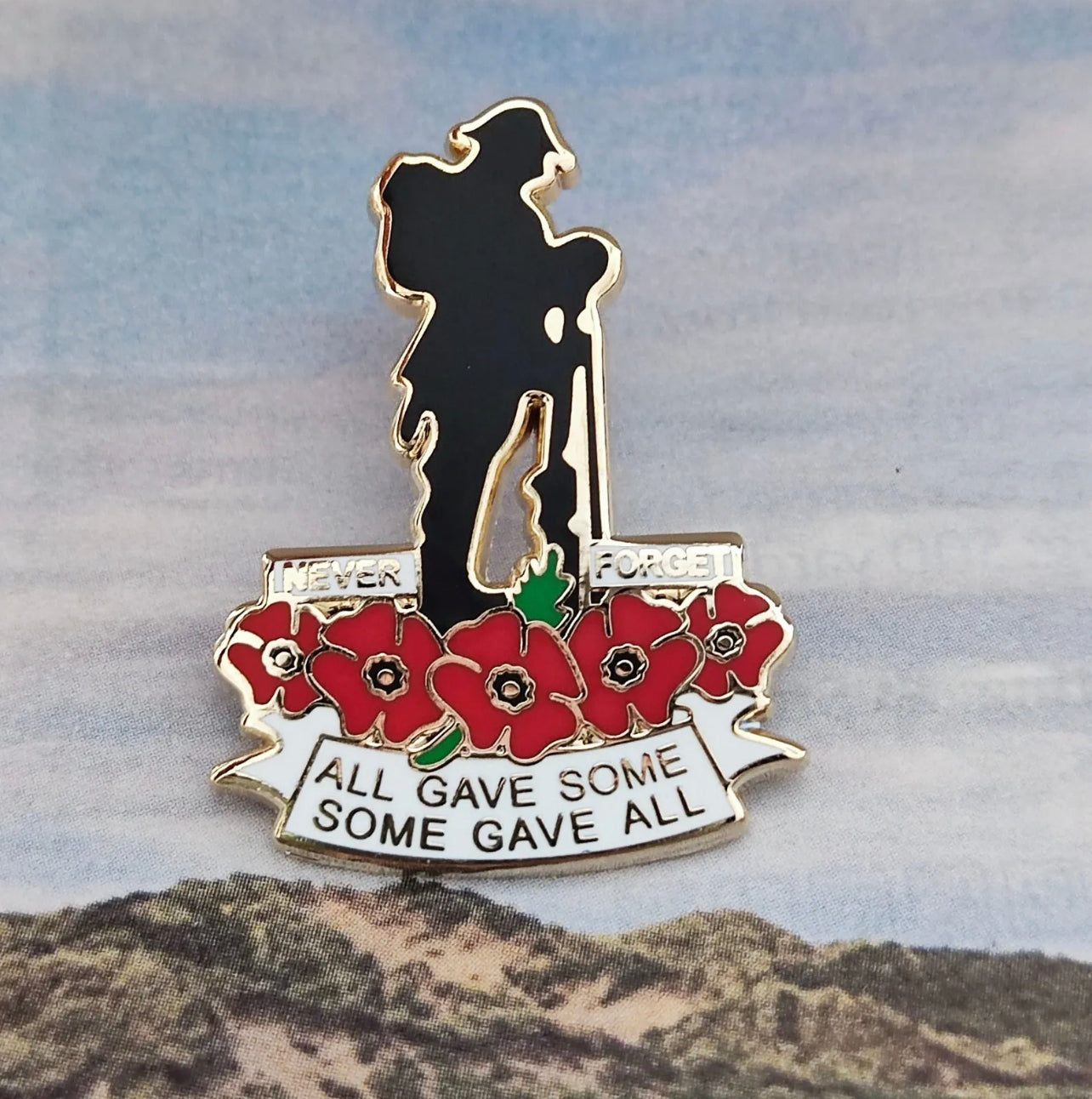 2024 Poppies Pin Badge Brooch Remembrace Veterans Memorial Never Forget Pin