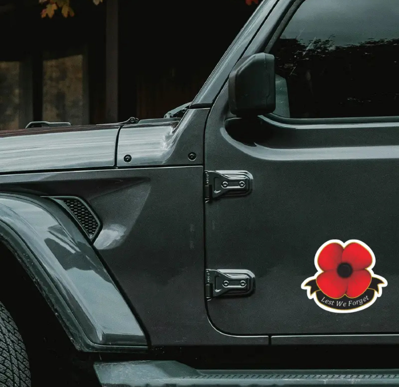 Remembrance Poppyy Veteran Car/Window/Bumper vinyl sticker/decal Veterans UK