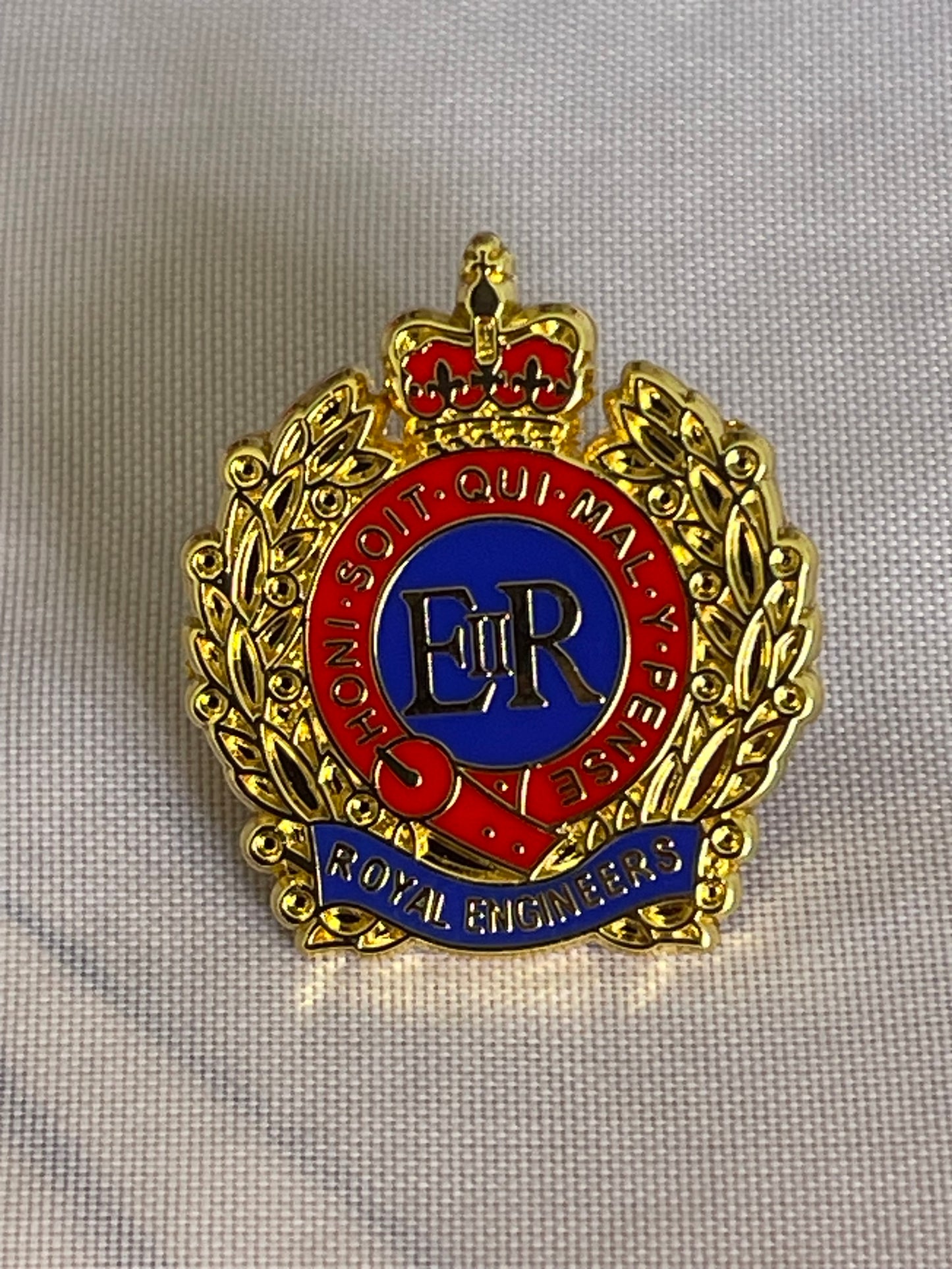 Royal Corps of Engineers Sappers Lapel Pin Regimental Military Badge 25mm