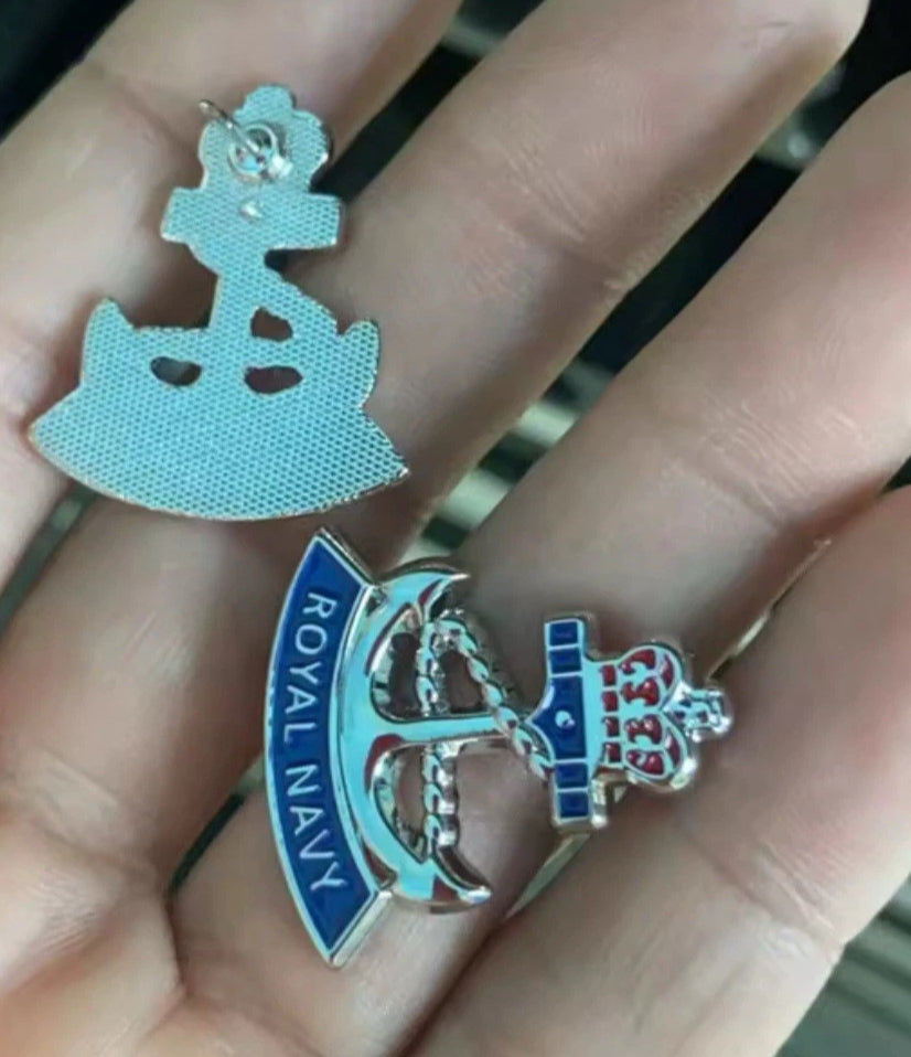THE ROYAL NAVY BADGE ANCHOR DESIGN military BADGE RN HM VETERAN