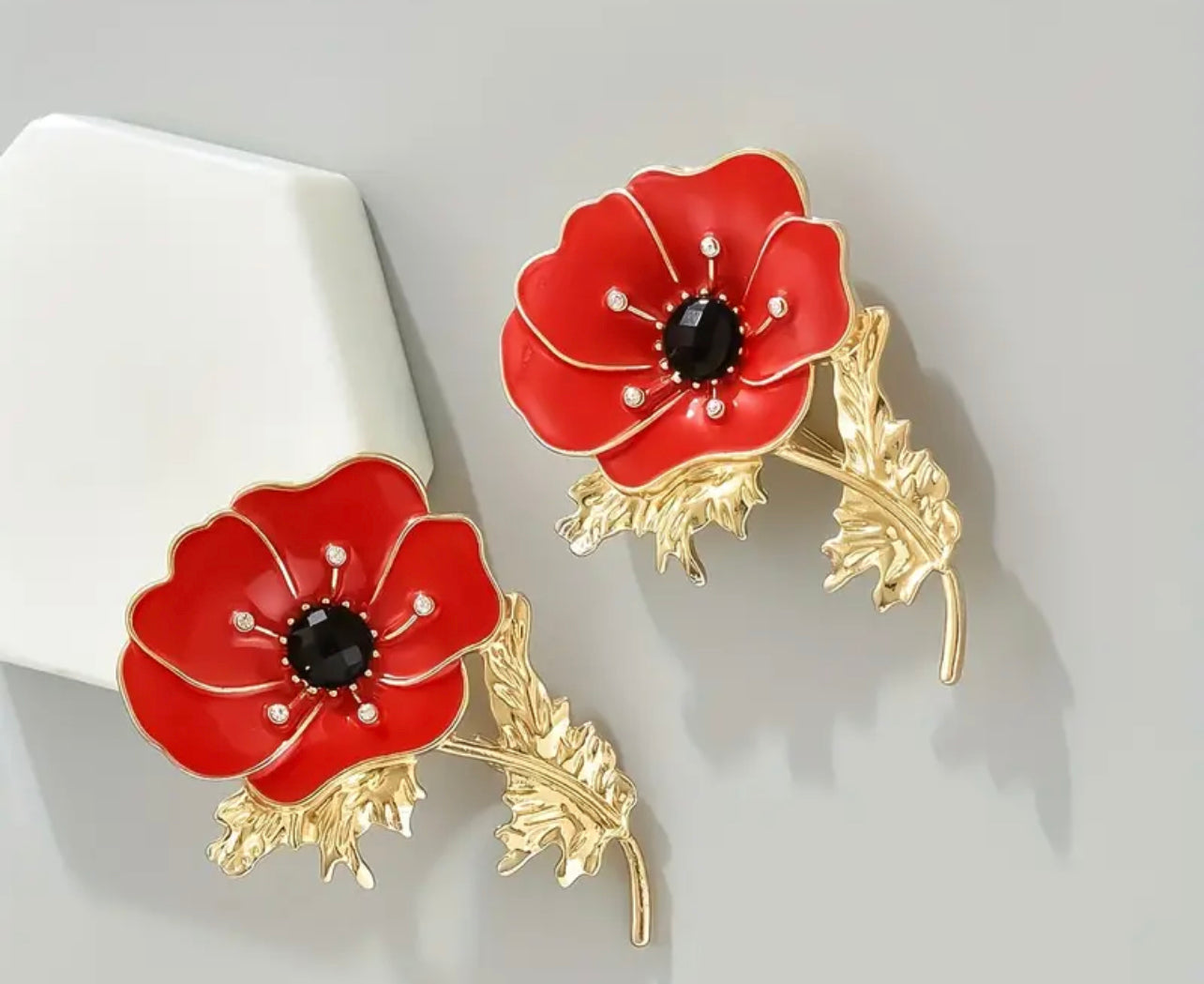 Stylish Rhinestone Poppy Remembrance Brooch.